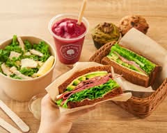 Ｆ＆Ｐ Smoothie Cafe 青山店