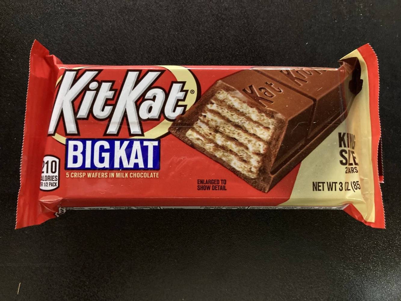 Kitkat BigKat Crisp Wafers. Milk Chocolate King Size (3oz)