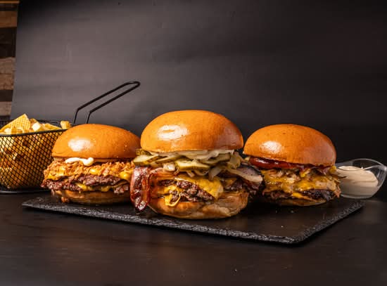 Amsterdam Hamburgueria e Pizzaria