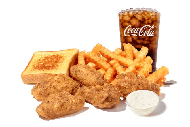 Garlic Parmesan Traditional Wings Meal