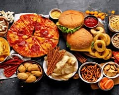 Eaties & Treats (6017 Parkwood Road)