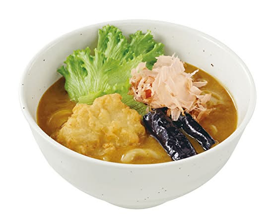 冷やしカレーうどん（鶏天付） Chilled curry udon (with a chicken tempura)