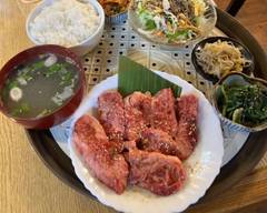 居酒屋 焼肉 明月館 Izakaya Yakiniku Meigetsukan