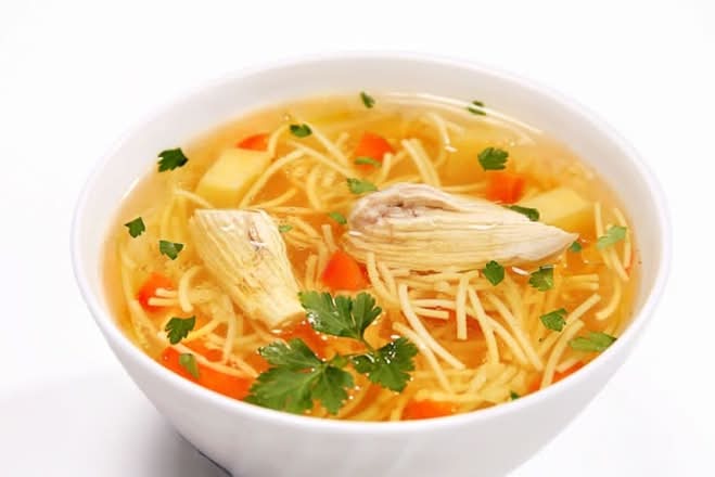 Sopa de Pollo 16oz