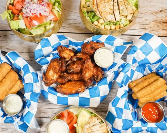 Calle 8 Sports Bar and Grill