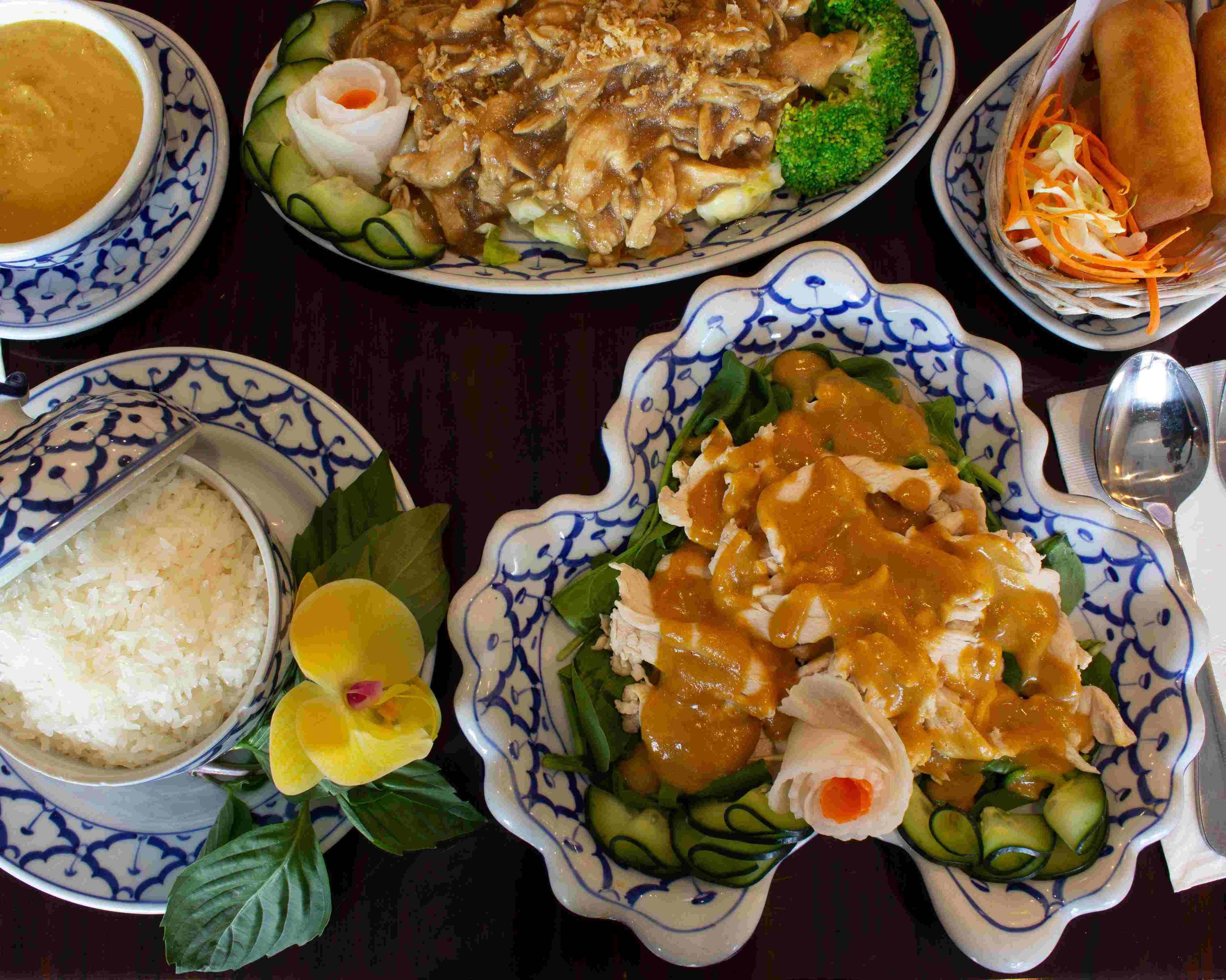 Order Chili Thai (Downtown Menu Delivery in Menu