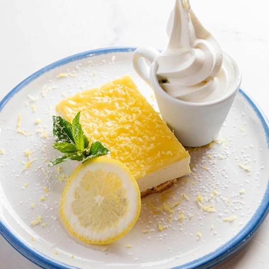 Lemon Cheesecake