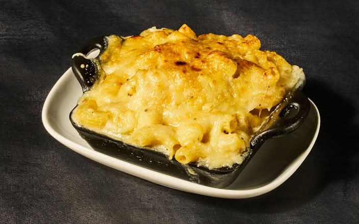 Traditional Mac & Cheese