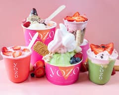 YOZO Froyo – Matcha, Pure Açaí & Dubai Pistachio Strawberry Cup