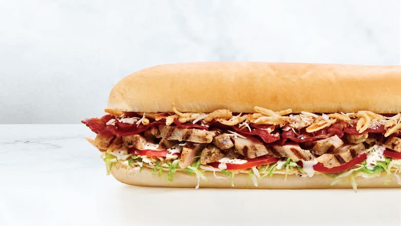 Peppery Chicken Caesar- Large