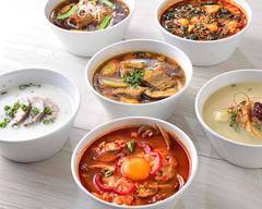 韓国スープ専門店KimSoupsDELI カメ��クロ店