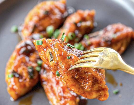 Schezwan Momos (spicy)