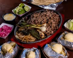 Los Tacos Parrilladas y Más