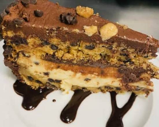 Chocolate Chip Cookie Dough Cheesecake
