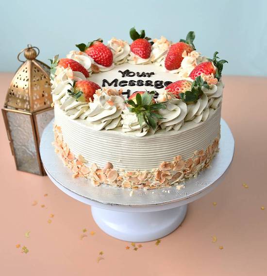 Strawberry Pistachio Cream Cake - RD386