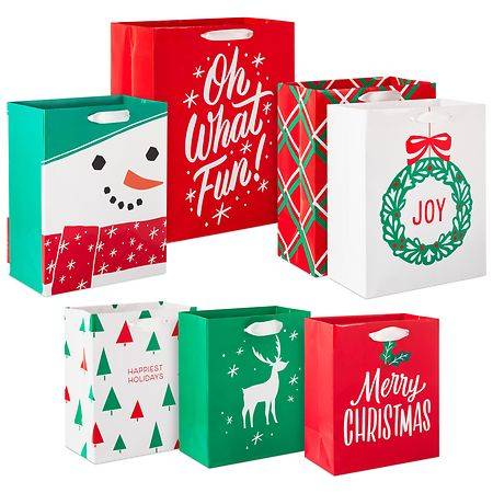 Hallmark Christmas Gift Bag Bundle (Oh What Fun!) - 7.0 ea