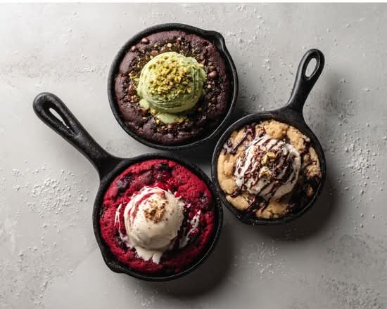 308 DOUGH CLUB: Warm Cookies & Shakes