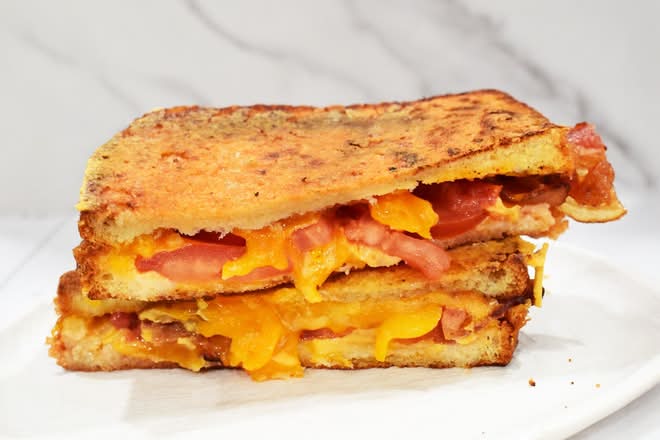 Tomato Bacon Grilled Cheese - Limited Time!