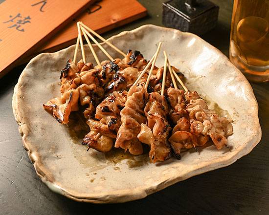 名物とん焼き10本入り Specialty Grilled Pork (10 Skewers)