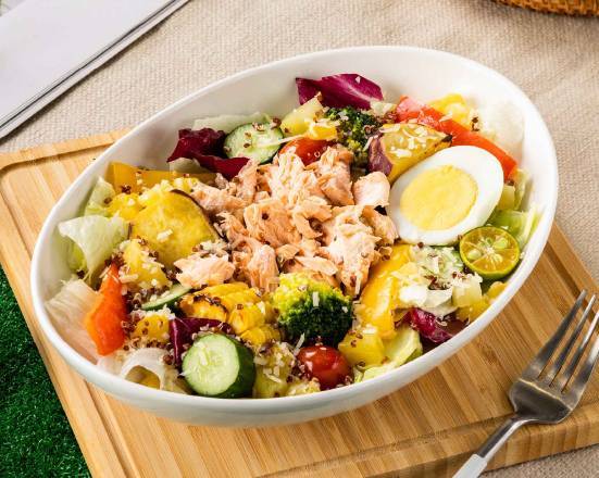 香蒜手撕鮭魚溫野菜沙拉套餐 Warm Pasta Salad with Garlic Salmon