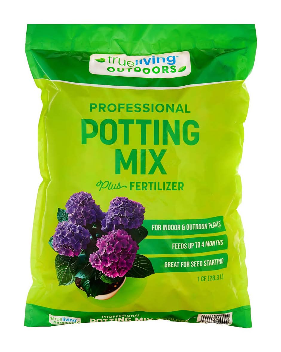 True Living Outdoors Professional Potting Mix 28.3 L