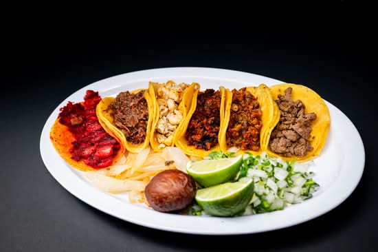 El Trompito Taqueria (11629 Lake June Road)