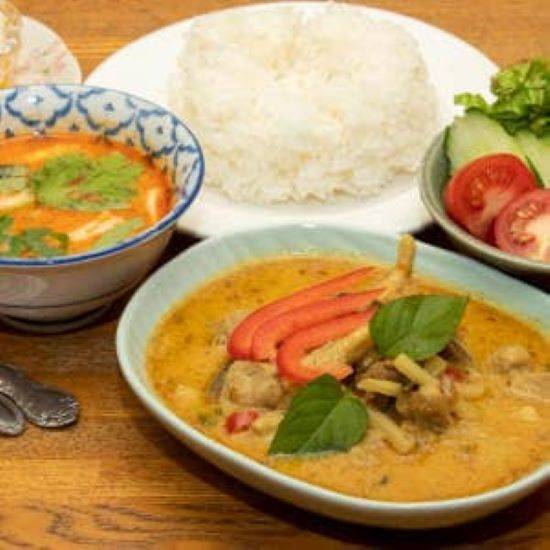 トムヤムクン Tomyamkungのデリバリー ・持ち帰り| メニューを見る