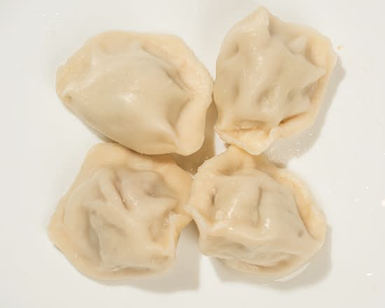 pork & chive dumplings (4 pc)
