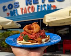 Reyes del Taco Fish