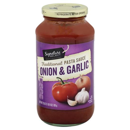 Signature Select Onion & Garlic Traditional Pasta Sauce (25 oz)
