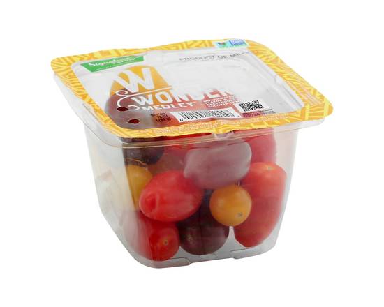 Order Signature Farms · Wild Wonders Tomato Medley (10 oz) food online from Safeway store, Butte on bringmethat.com
