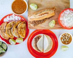 Tacos de Barbacoa Petete's