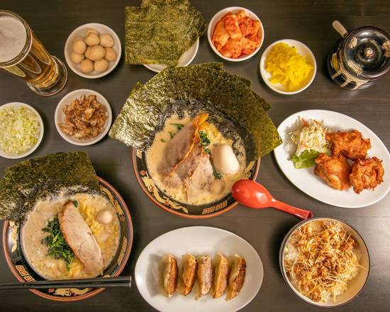 豚骨ラーメン 極濃豚骨 らーめん小僧 | 大阪福島区の路地裏にある 【極めて