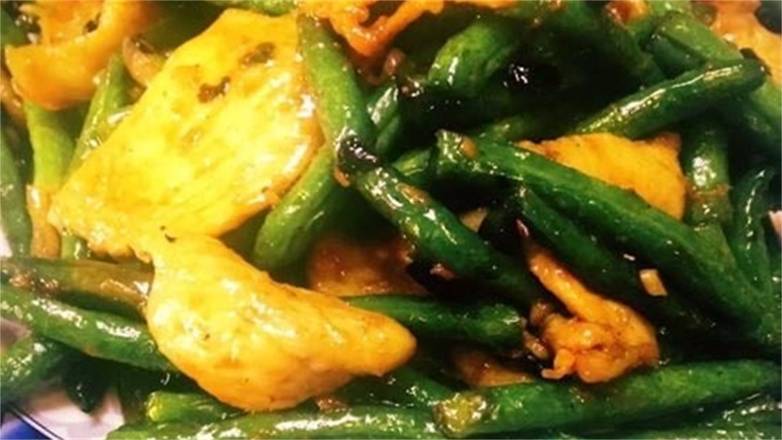 C12.String Bean Chicken-四季豆鸡