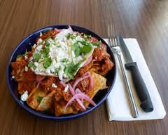 Chilaquiles con Asada 