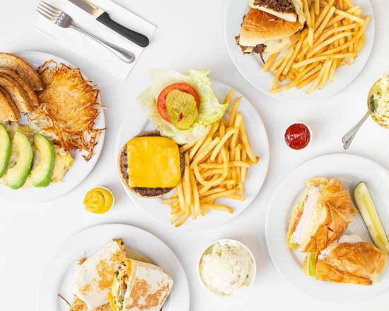 Phil's Deli & Grill