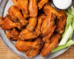 Pluckers Wing Bar (Mesquite)