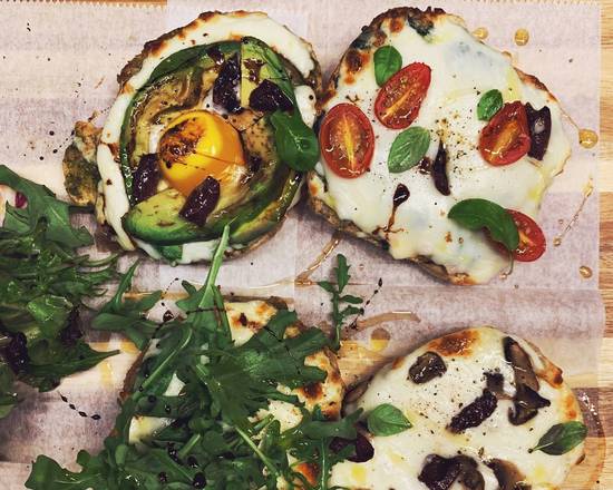 Avocado Bagel Pizza