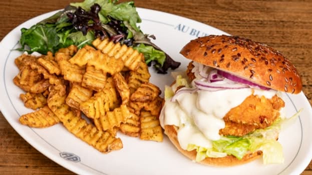 Chicken Maroilles burger