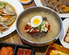 東京冷麺 しゅんちゃん 自由が丘店