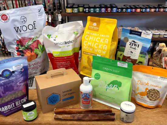 Rawvolution Pet Shop - 8409 Lincoln Boulevard