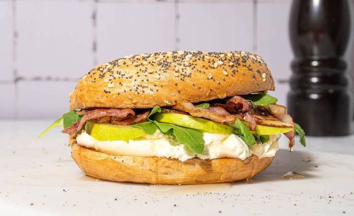 Bagel Goat Cheese