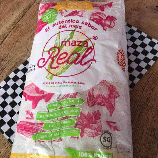 Nixtamalized Corn White Masa Flour, 1 kilo