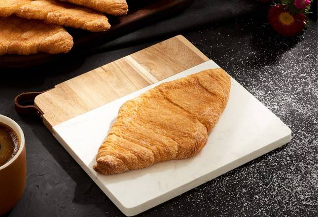 Croissant Flat