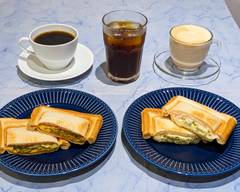 高宮ホットサンドカフェ トリプルエー（AAA）Takamiya sandwich Café AAA