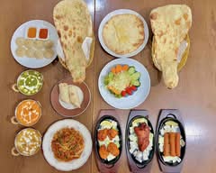 クトゥンバ インド・ネパールレストラン　Kutumba Indian & Nepali Restaurant	