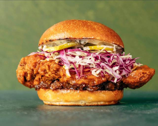 Order Mad Buns Burgers (Coburg) Menu Delivery and Takeaway in Melbourne