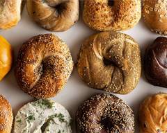 Pio Hot Bagels