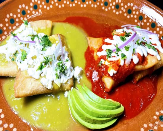 Los Chilaquiles Rellenos Del Sur (Morelia)