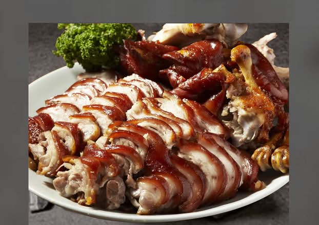 宅飲みおすすめl 수제 한방족발(대) 自家製漢方ジョクパル(豚足)（大）